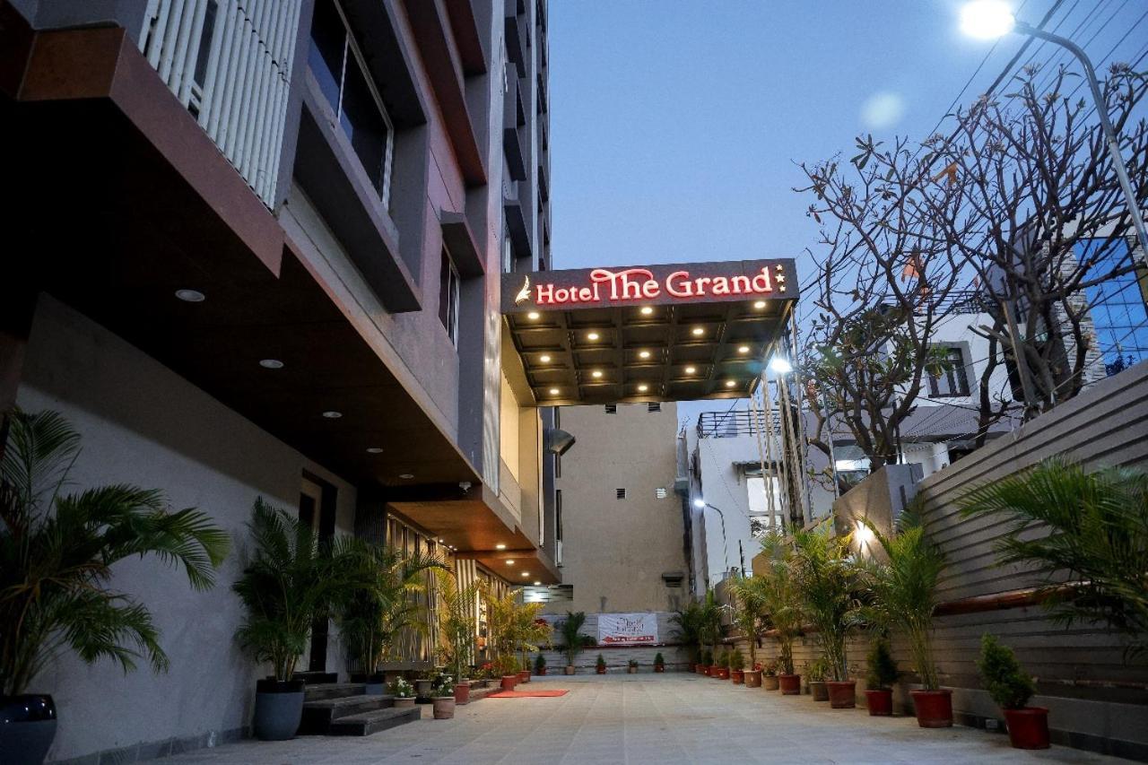 Hotel The Grand Indore Buitenkant foto